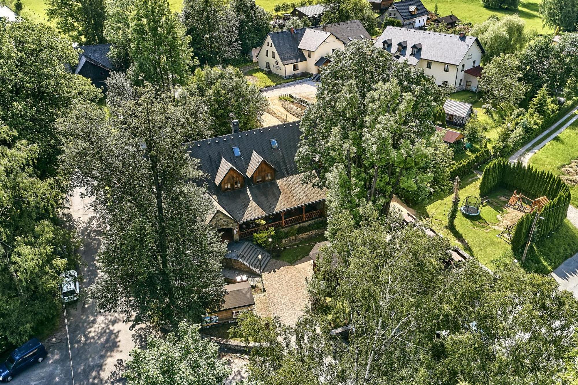 Pension Restaurant Bobrovnik Липова Лазне Екстериор снимка