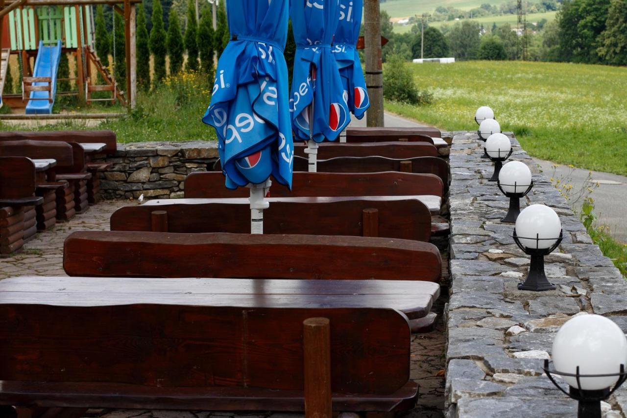 Pension Restaurant Bobrovnik Липова Лазне Екстериор снимка