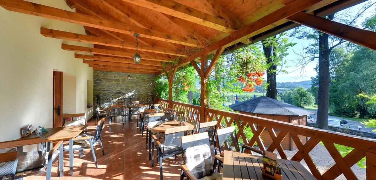 Pension Restaurant Bobrovnik Липова Лазне Екстериор снимка