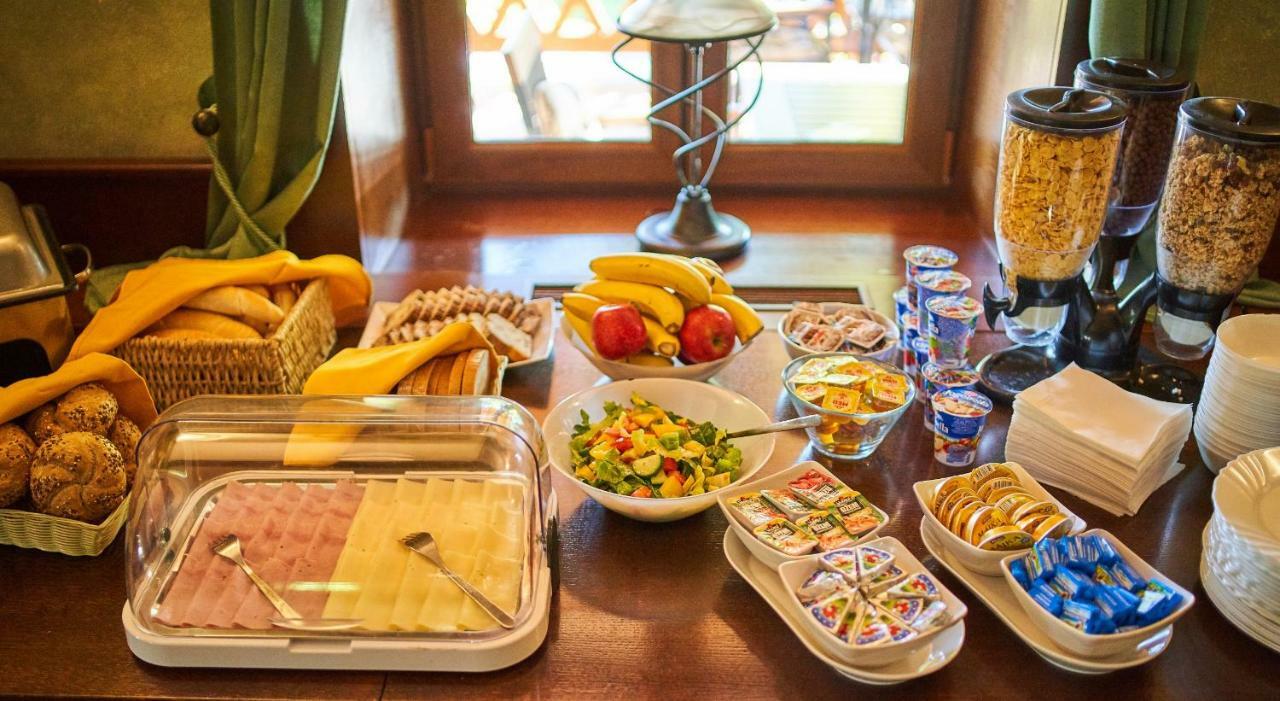 Pension Restaurant Bobrovnik Липова Лазне Екстериор снимка